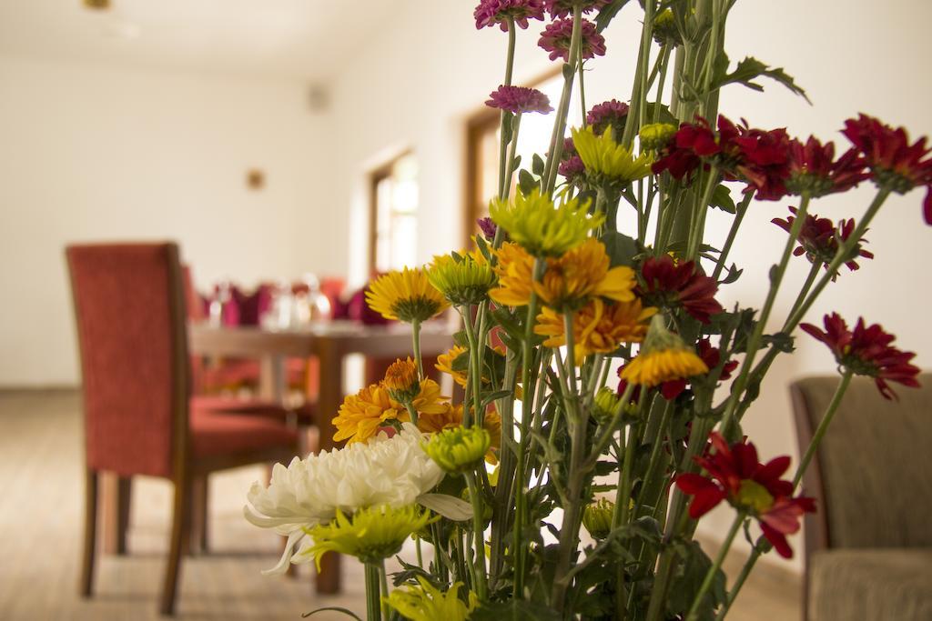 เอลเลน เพลซ Hotel โคลอมโบ ภายนอก รูปภาพ